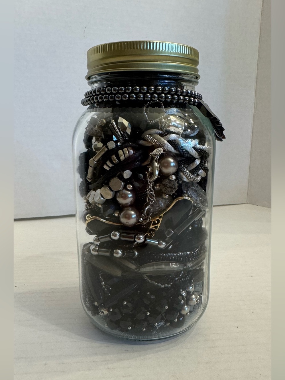 Mystery Jewelry Jar #9 Wearable Quality Pieces 2 lb Necklace Bracelet Earrings - Picture 4 of 16